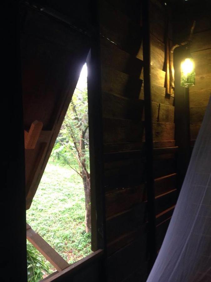 The Shadow House & Bar Hotel Koh Phayam Luaran gambar