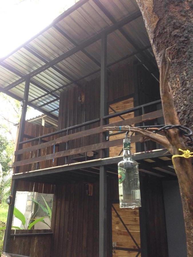 The Shadow House & Bar Hotel Koh Phayam Luaran gambar